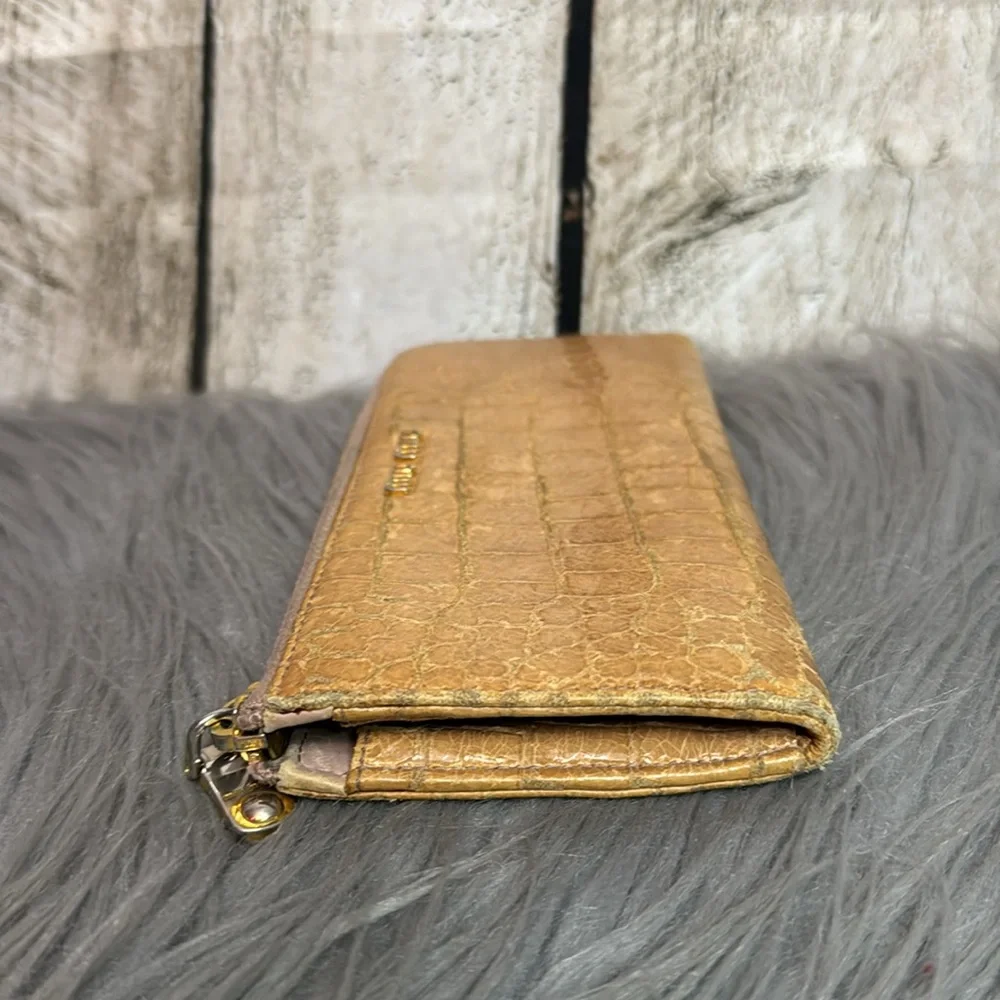 MIU MIU - 3/4 Zip Wallet - Picture 4 of 12